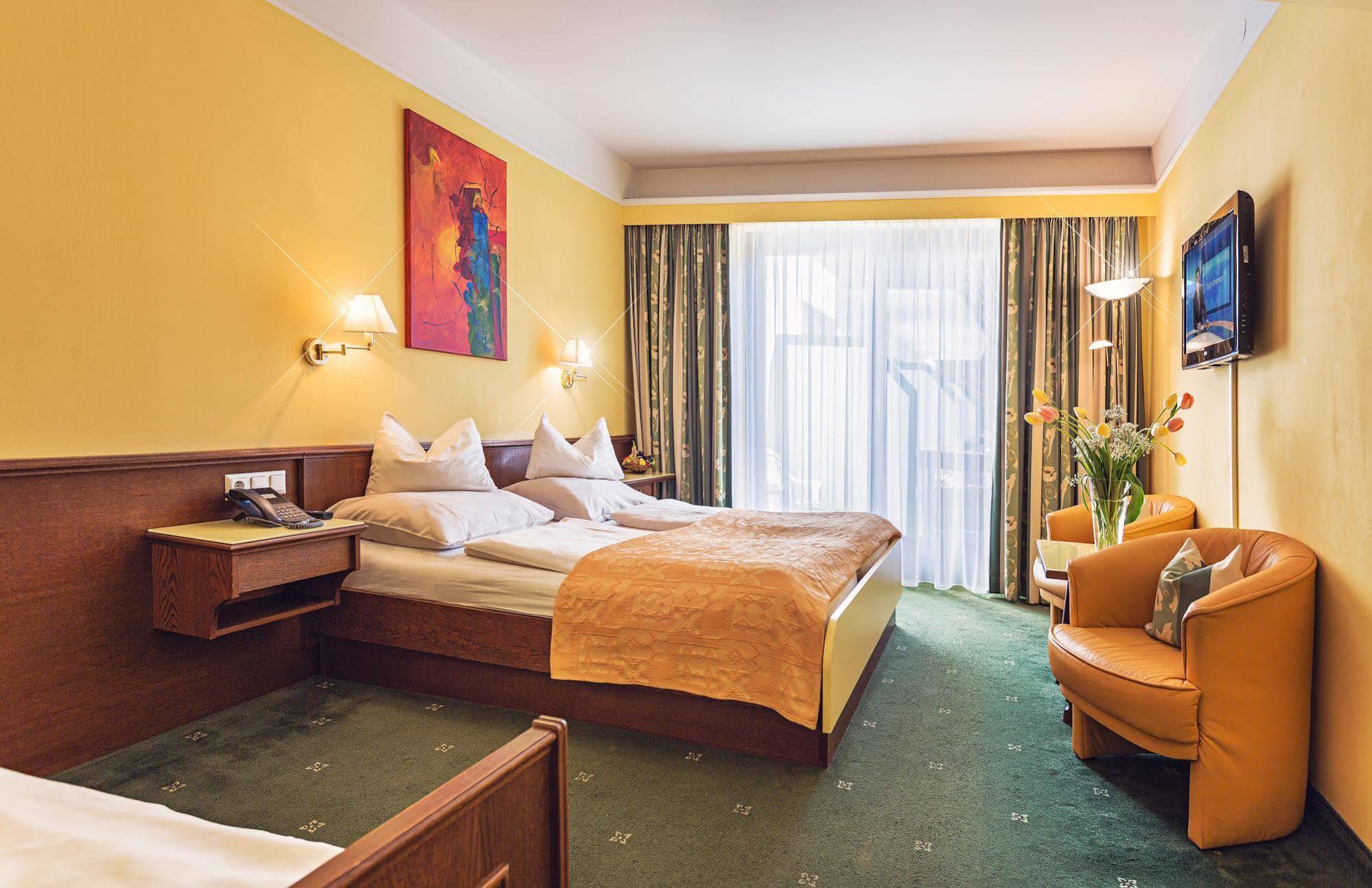 Hotel Zanker Döbriach Εξωτερικό φωτογραφία